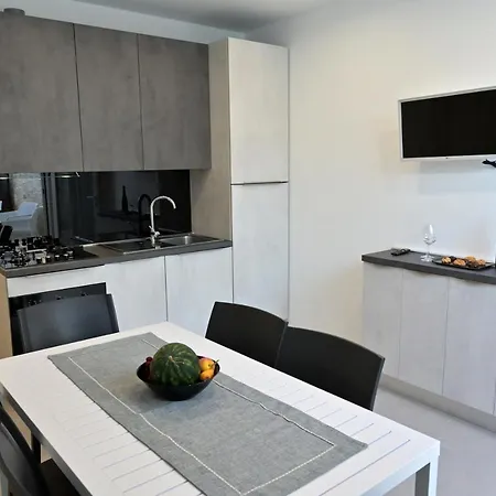 Apartment Altamarea Experience Le